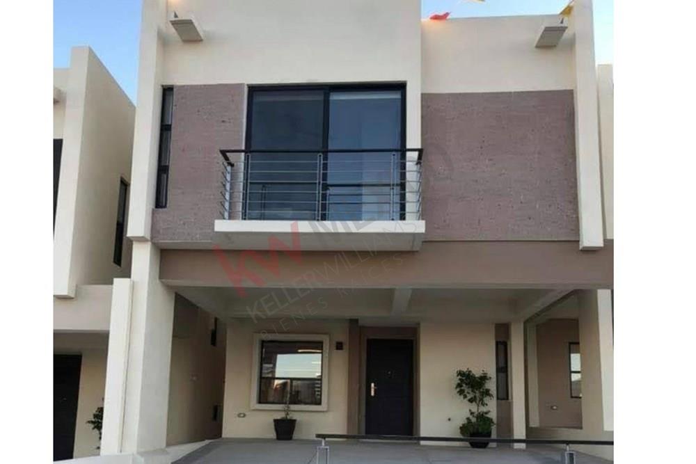 CASA EN RENTA EN  AREA DE PLAZA SENDERO