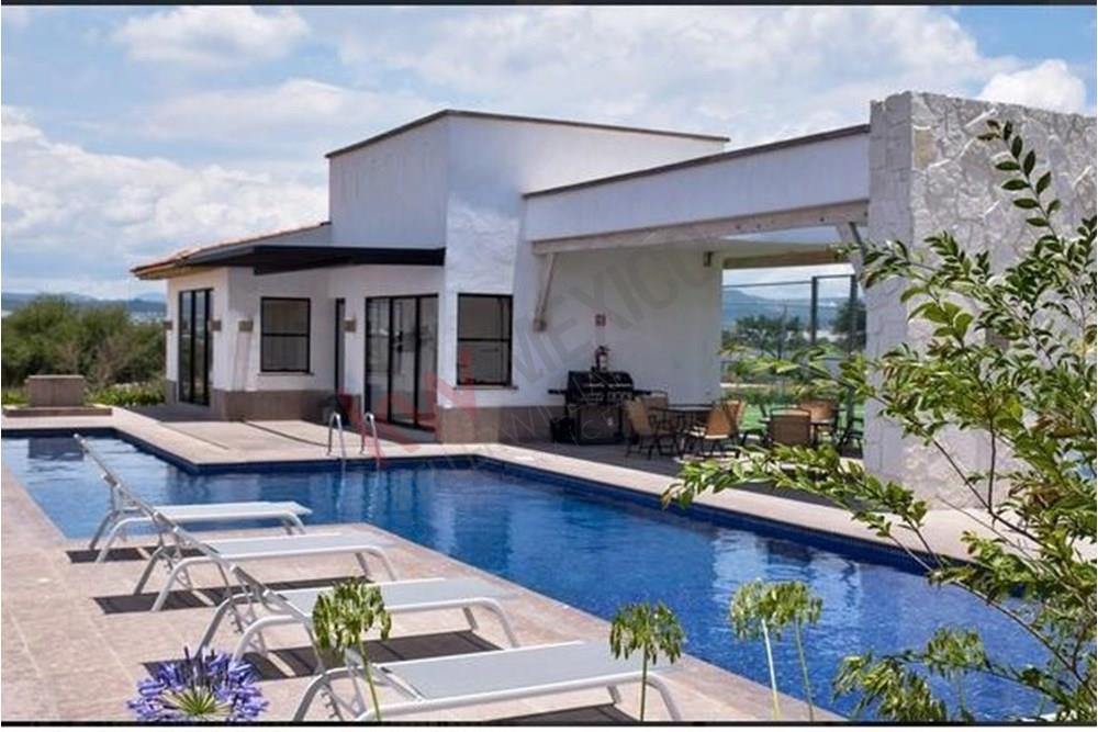 TERRENOS EN VENTA POR ABAJO DE SU PRECIO,  CD. MADERAS MONTAÑA,  2 TERRENOS JUNTOS 112 MTS C/U TOTAL 224 MTS PLANOS