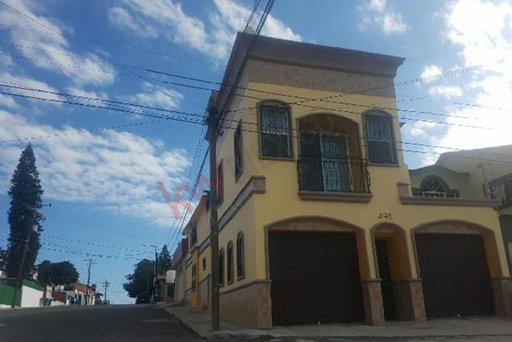 CASA EN VENTA FRACC. NUEVA ENSENADA, ENSENADA, BC