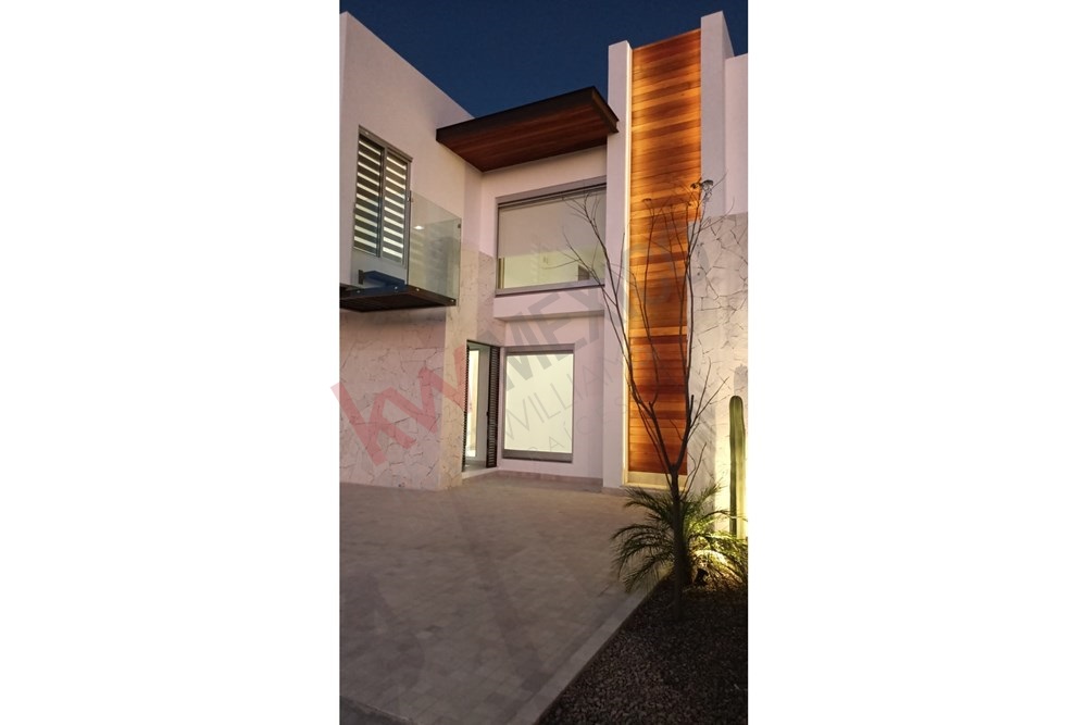 ? ¡Descubre el Encanto de Tu Nuevo Hogar en Valle de Juriquilla! ?