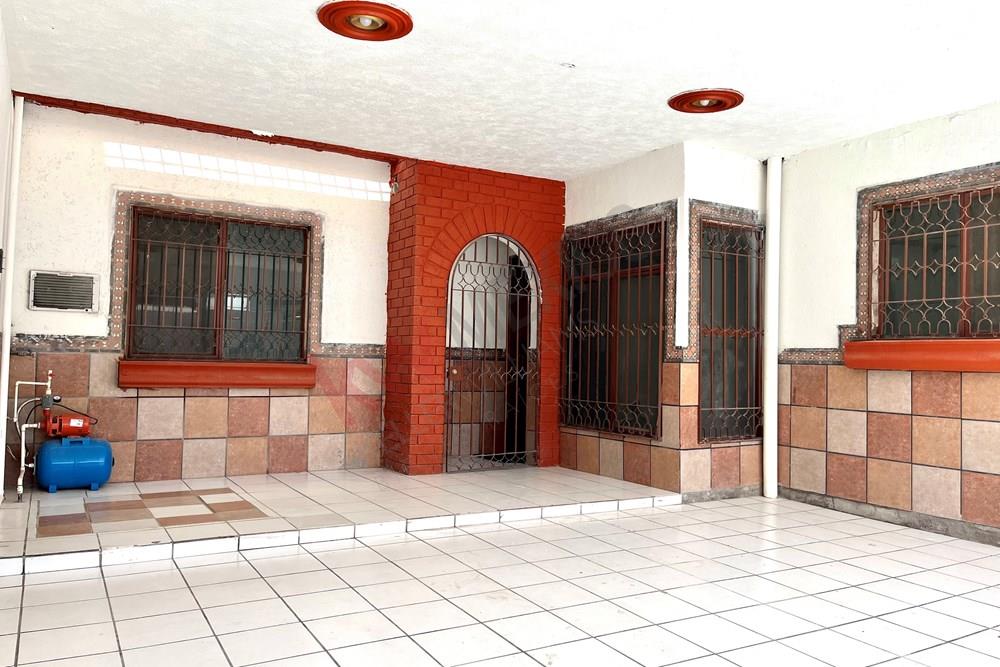 Casa en VENTA en Fracc. Los Alamos ¡Descubre tu nuevo Hogar!