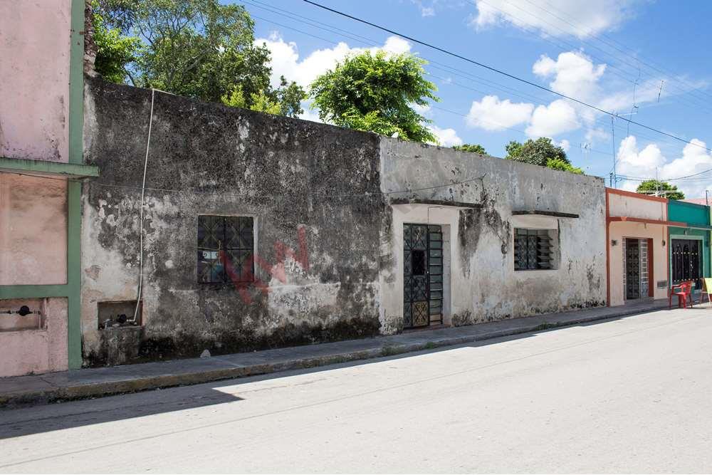 Terreno en venta en el centro de Uman, Yucatán