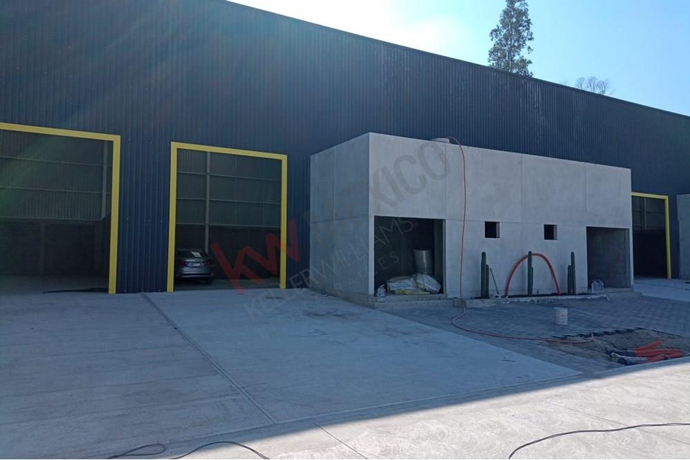 ULTIMAS BODEGAS,  ENTREGA INMEDIATA,  LA MEJOR OPORTUNIDAD PARA INVERTIR TU DINERO, EXCELENTE ROI + PLUSVALIA, ZONA INDUSTRIAL TOYOTA