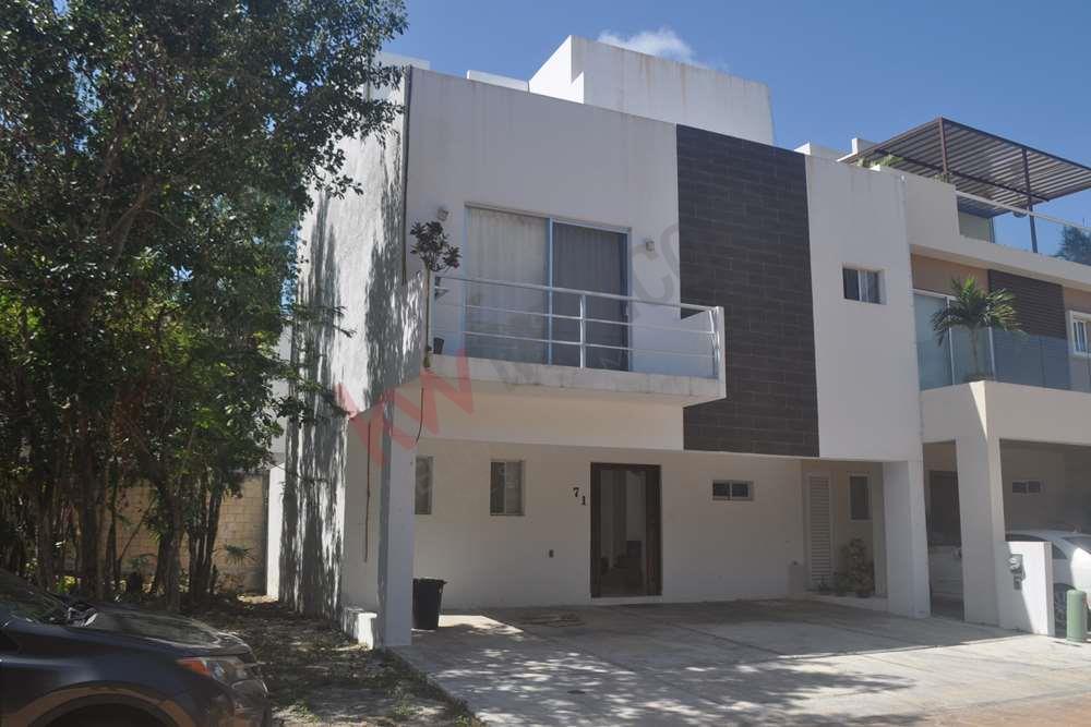 Casa en venta en Cancún de 3 habitaciones en Residencial Arbolada 2 años de construcción sin ocupar