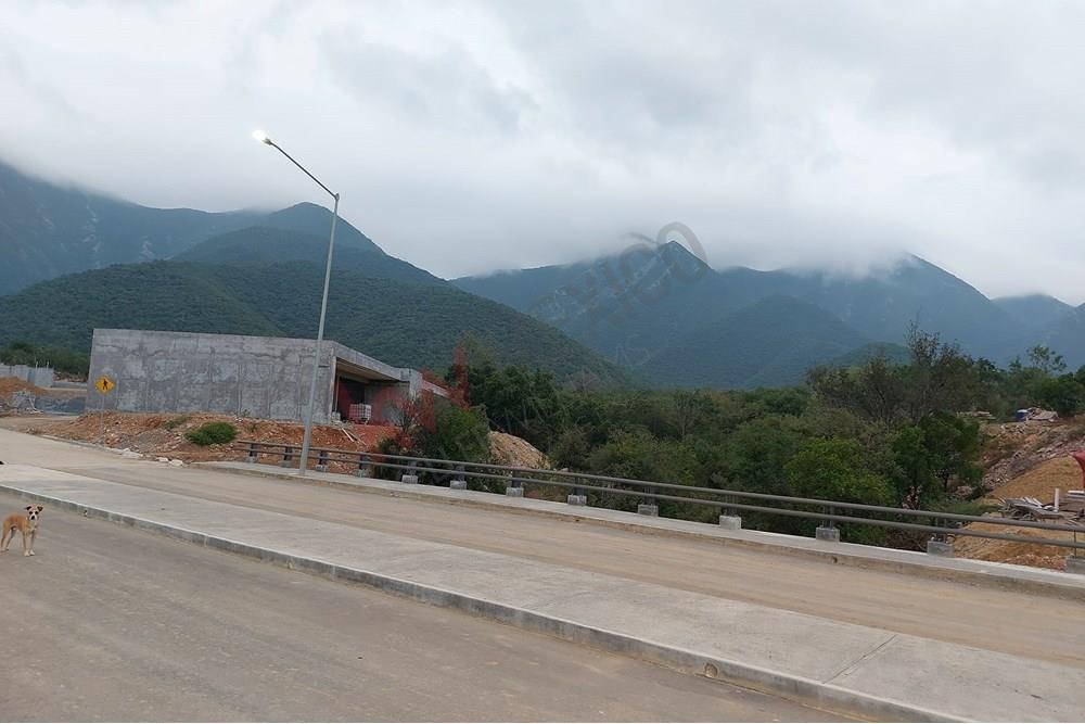Terreno en venta en Carretera Nacional