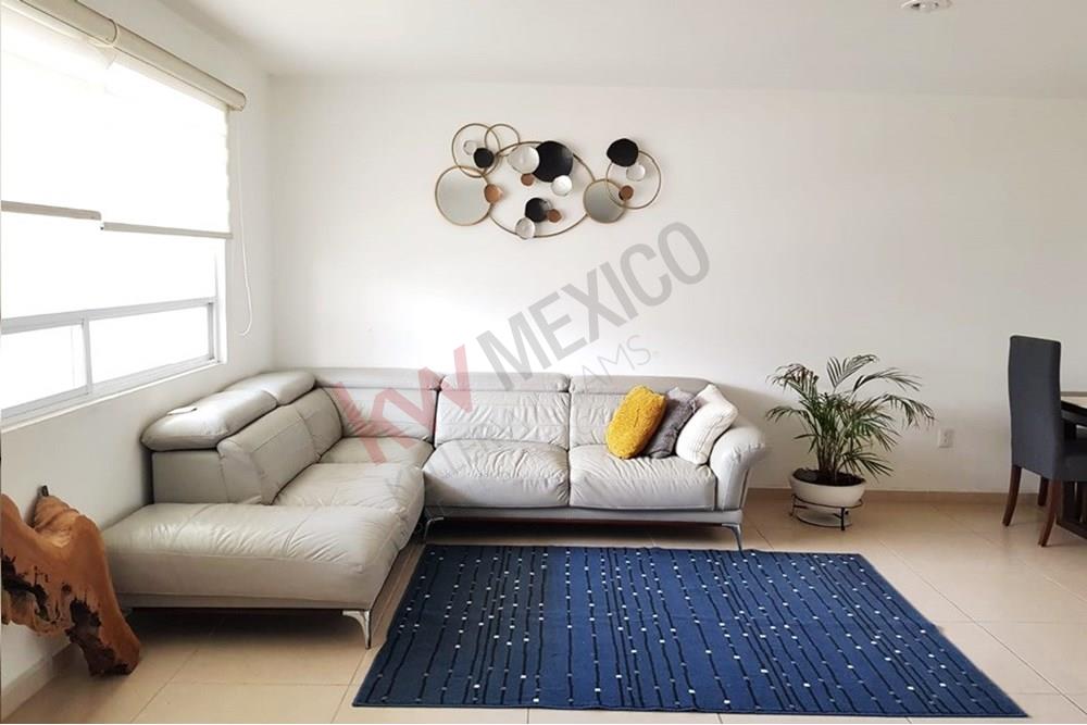GRAN OPORTUNIDAD... CASA DE 3 RECAMARAS, ESPACIOS PARA 2 RECAMARAS MAS, SALA DE TV Y ROOFGARDEN