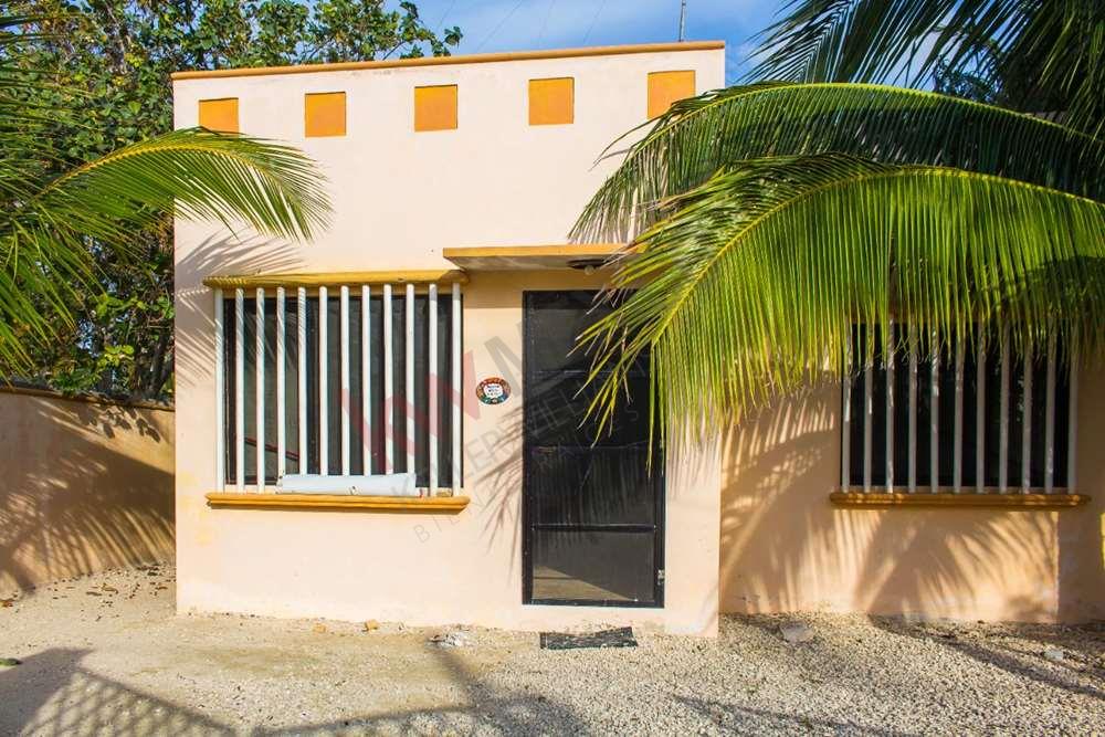 Casa con piscina en Renta en Chelem a 120 mtrs del mar