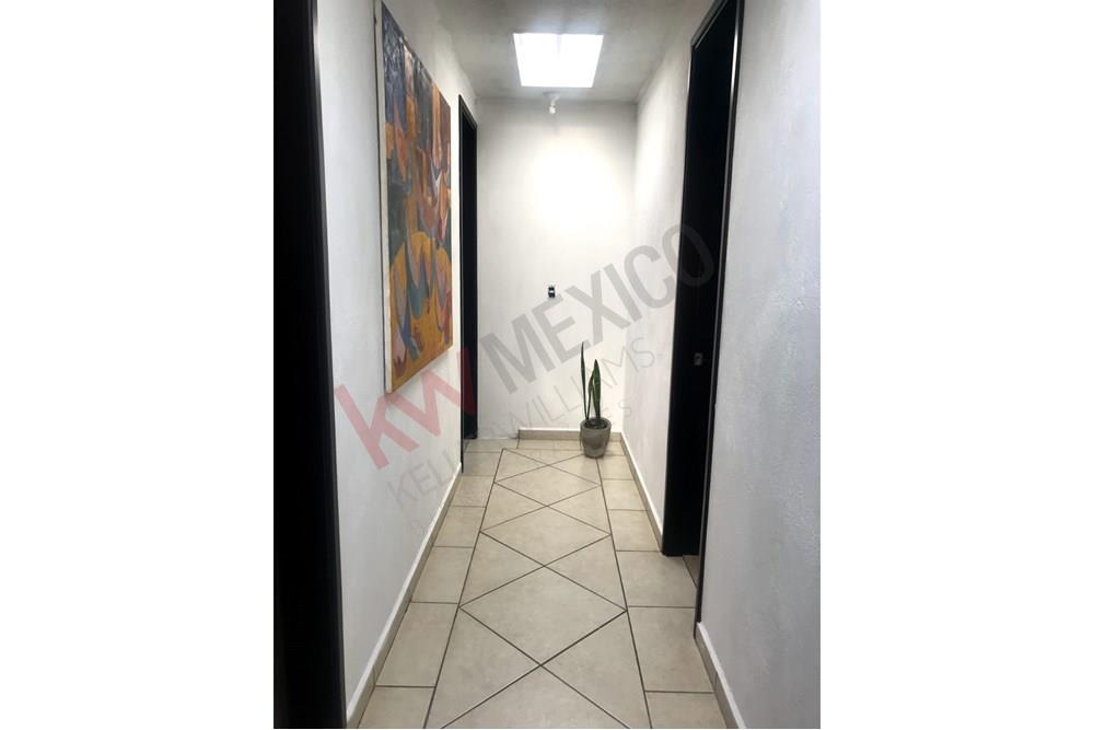 VENTA DE CASA EN PACHUCA HIDALGO UNA SOLA PLANTA CON TERRENO AMPLIO BUENA UBICACION CERCA DE ZONA PLATEADA