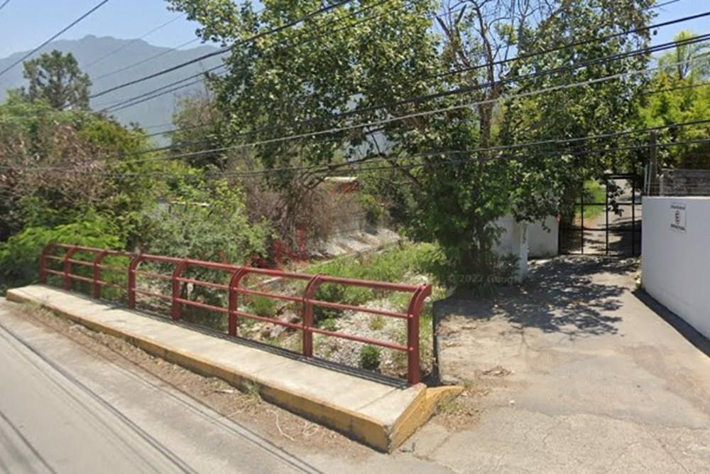 Terreno en venta, Carretera Nacional, zona sur, para desarrollar privada residencial