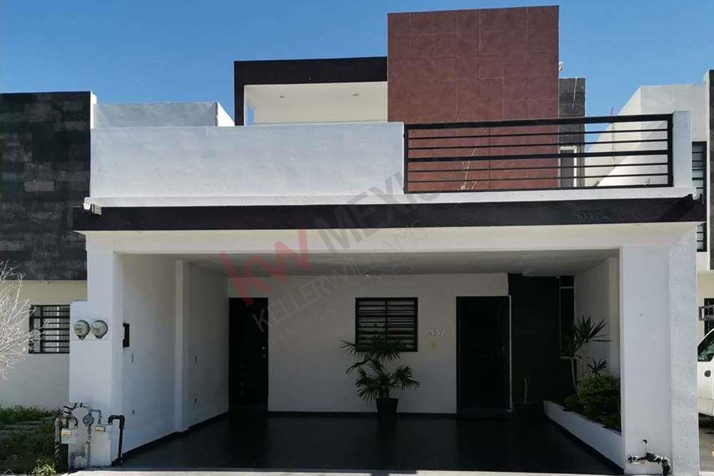 Casa en venta en Apodaca Residencial Valle Azul sec. 1, a 5 min del centro  de Apodaca