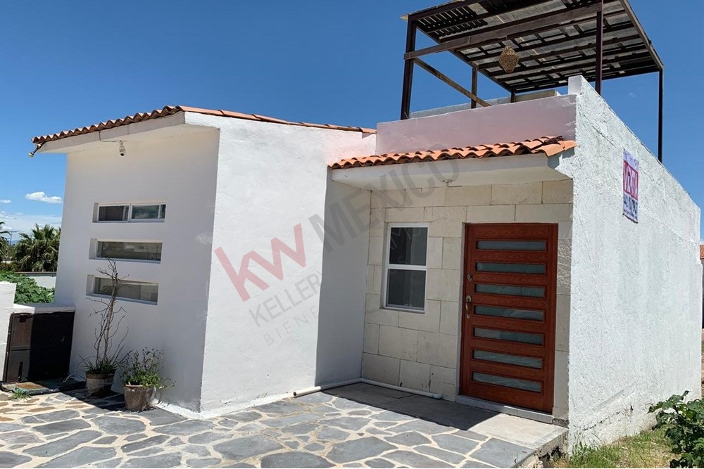 CASA DE UN PISO EN VENTA FRENTE UNIV MONDRAGON, EN CIUDAD MADERAS QUERÉTARO, EL MARQUES, QUERÉTARO