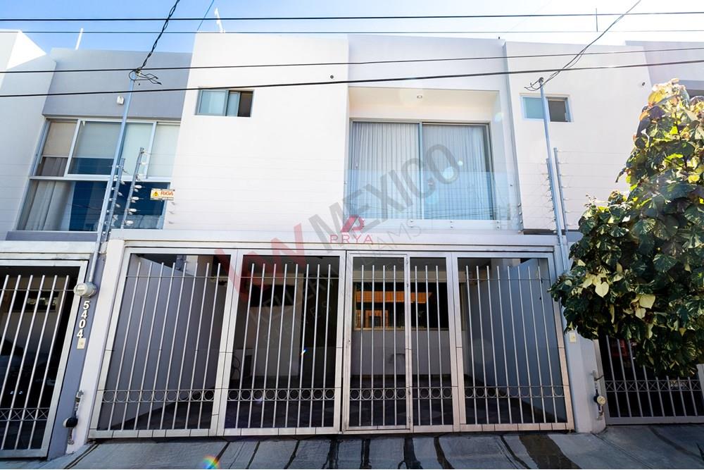 Casa en Venta en Panorámica de Huentitán, Guadalajara Jalisco