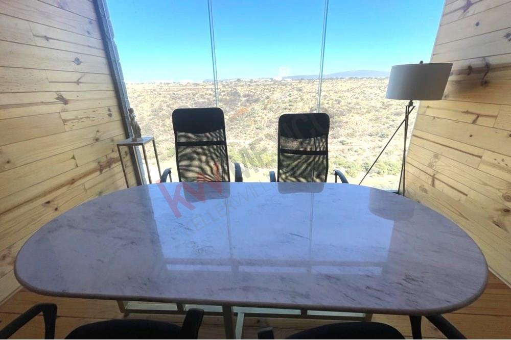 RENTA OFICINA en Plaza 99, El Campanario