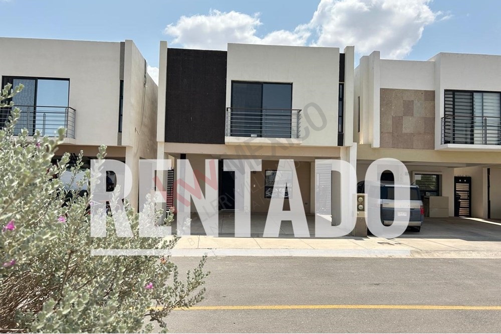 CASA EN RENTA EN MORETTO II FRENTE A PARQUE EN CD JUAREZ