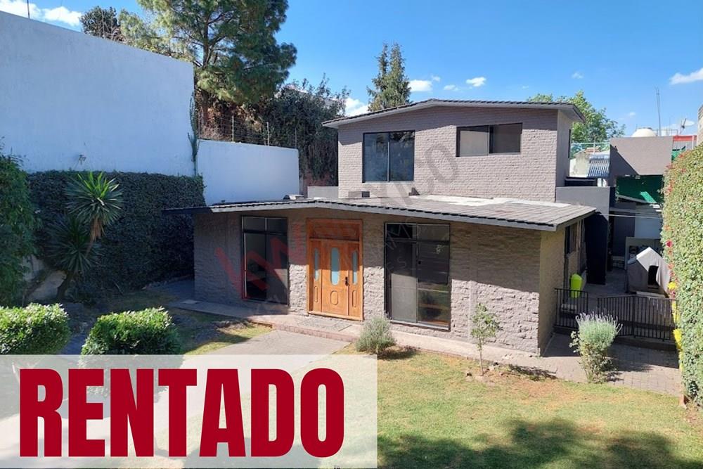 RENTA DE CASA AMUEBLADA O SIN AMUEBLAR CON JARDIN, 1 PISO, FUENTES DEL PEDREGAL, TLALPAN, CDMX