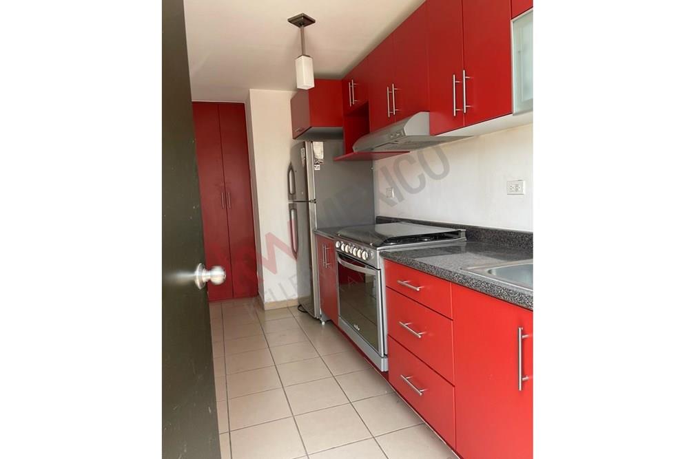 CASA EN VENTA EN SONTERRA CONDOMINIO NATURA III,  CON HABITACION Y BAÑO COMPLETO EN PLANTA BAJA