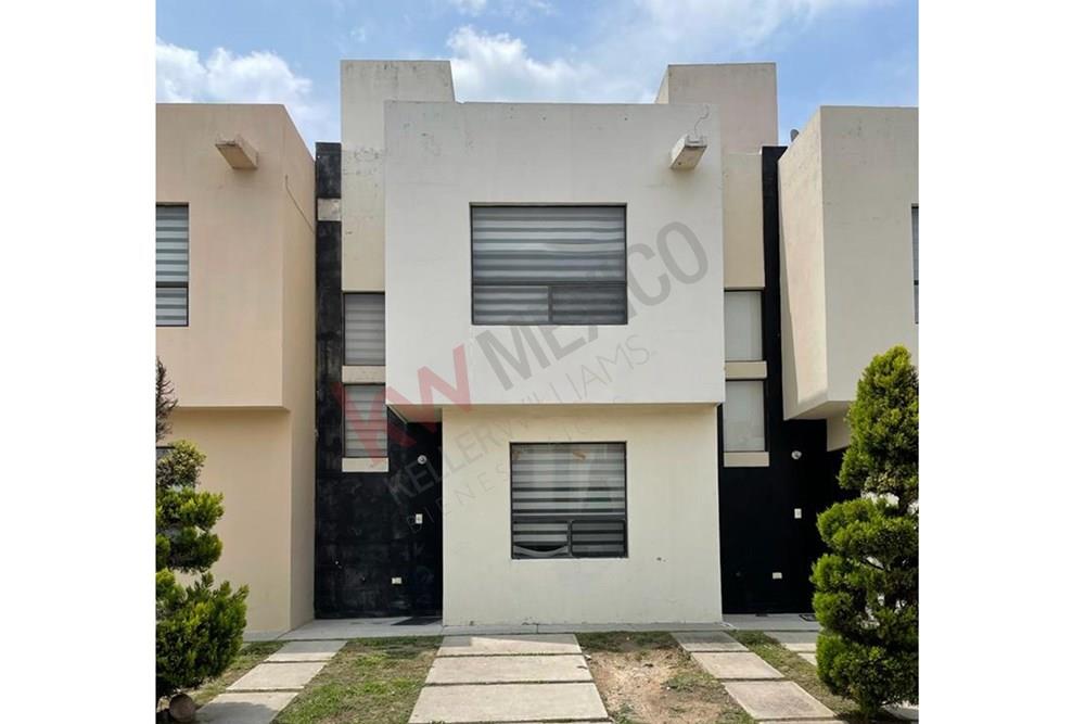 CASA EN VENTA EN SONTERRA CONDOMINIO NATURA III,  CON HABITACION Y BAÑO COMPLETO EN PLANTA BAJA