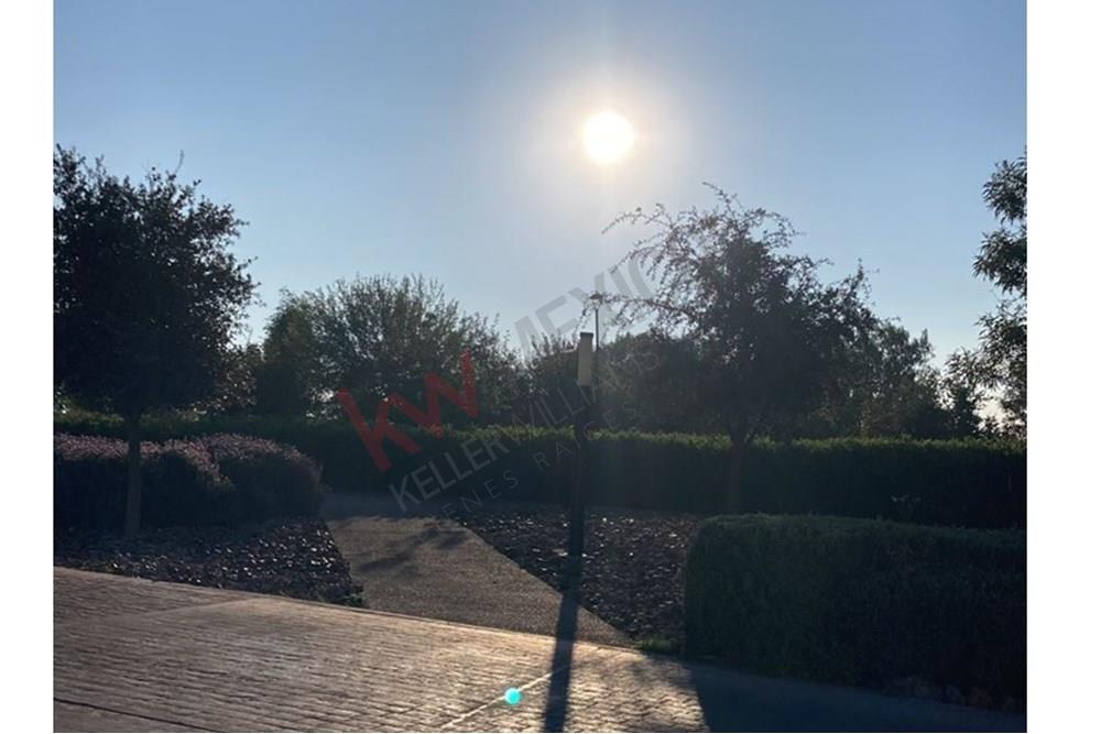DEPARTAMENTO EN RENTA EN QUERÉTARO PRIVALIA -INCLUYE SERVICIOS