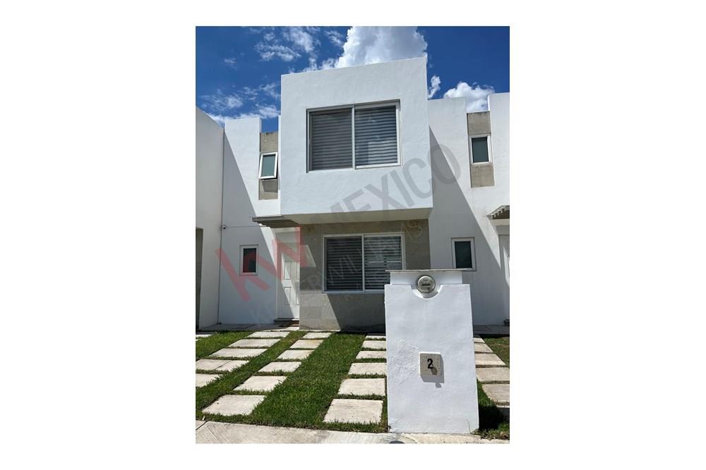 VENTA DE CASA EN PASEOS DEL BOSQUE CORREGIDORA CON O SIN MUEBLES!!!
