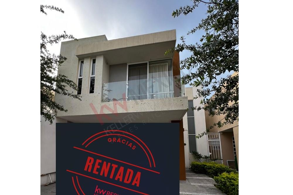 Se RENTA Hermosa casa grande modelo GALEON, semi amueblada y equipada en Dream Lagoons Apodaca, la mejor zona para vivir