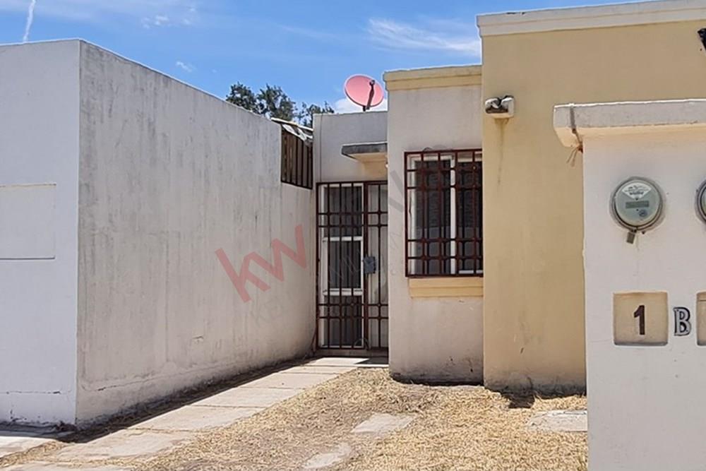¡Gran Oportunidad! Casa de Una Planta con 2 Recámaras y Vigilancia en RANCHO SAN PEDRO