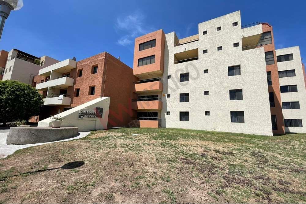 Renta de Departamento , A un costado del club deportivo La Loma