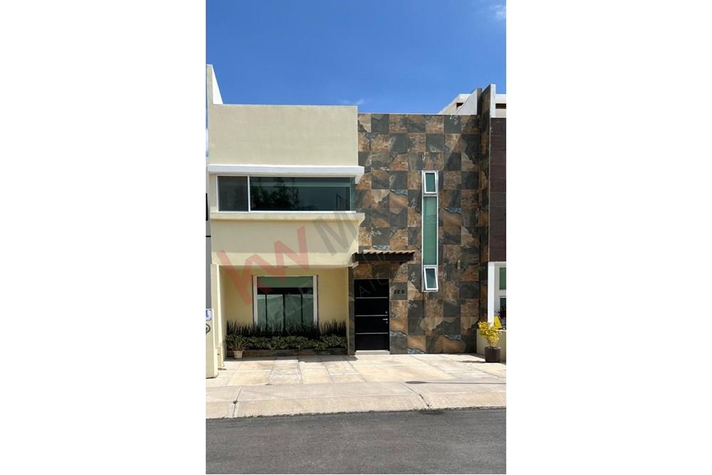 CASA EN RENTA EN JURIQUILLA SANTA FÉ, HACIENDA JURIQUILLA