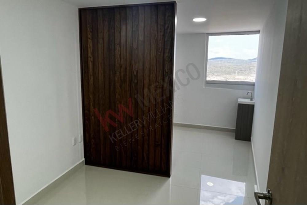 Exclusivo Consultorio Médico de Lujo en el Piso 30 en el Hospital Moscati en Juriquilla, Querétaro