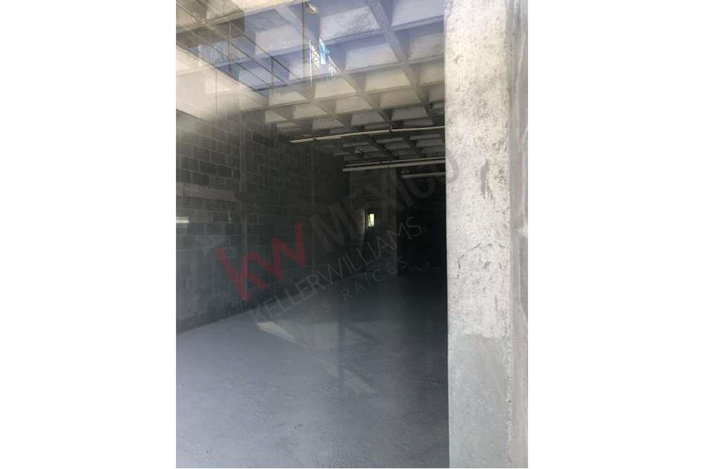 Venta de Local Comercial Contry , Local comercial Nuevo  en Planta Baja , Local comercial en Plaza Nueva, Ubicaciòn excelente local comercial nuevo.