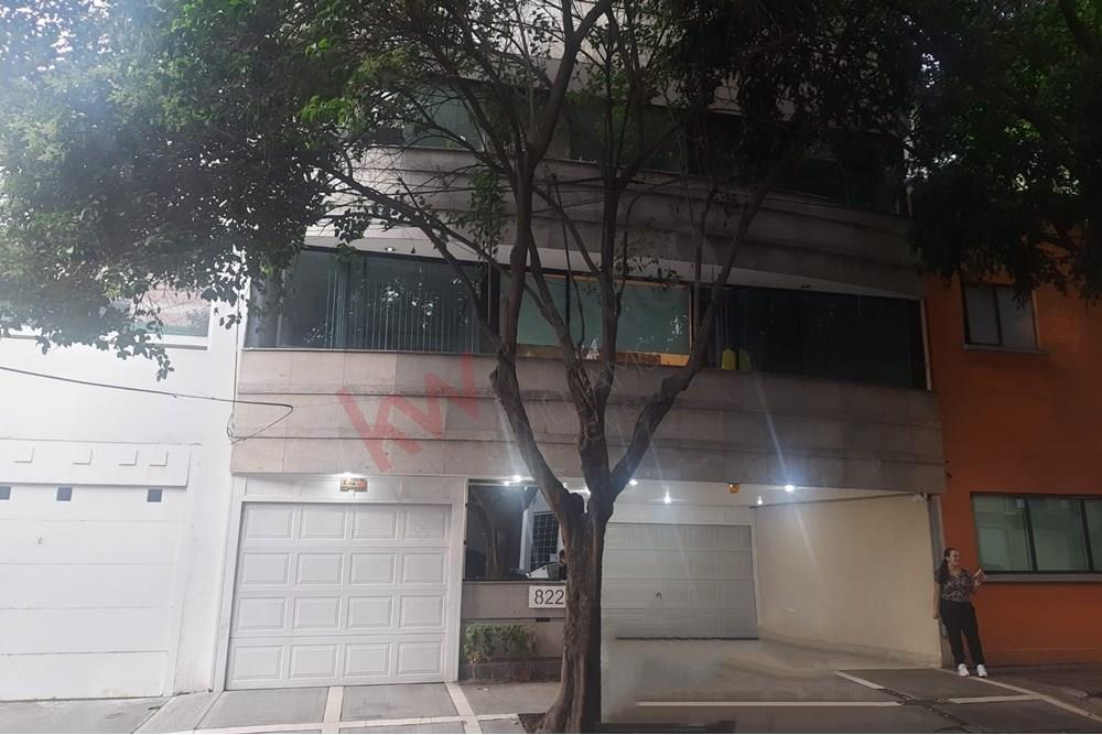 VENTA DE DEPTO EN MARTIN MENDALDE DEL VALLE CENTRO