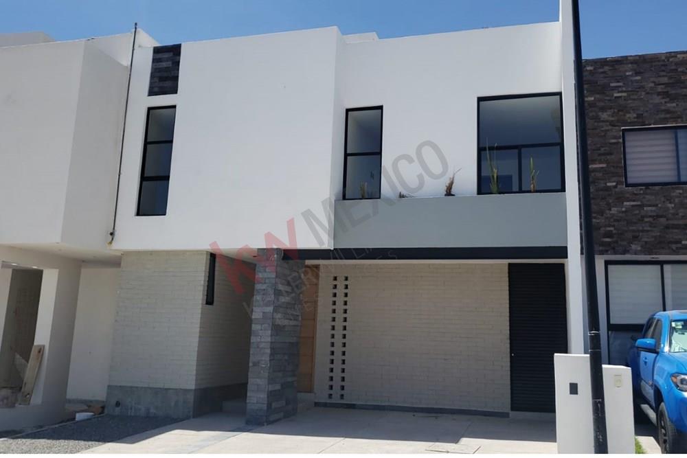 Venta de casa con Roofgarden en Mirador del Campanario