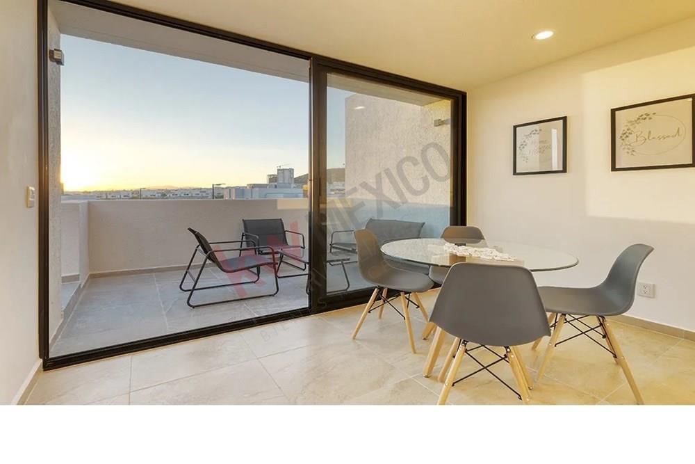 CASA NUEVA EN VENTA CON BONITOS ACABADOS / ALTOS DE JURIQUILLA / QUERÉTARO