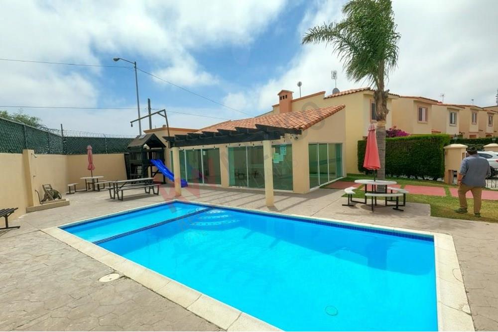 ¡Casa en exclusiva ubicacion La Cuspide, Playas de Tijuana!