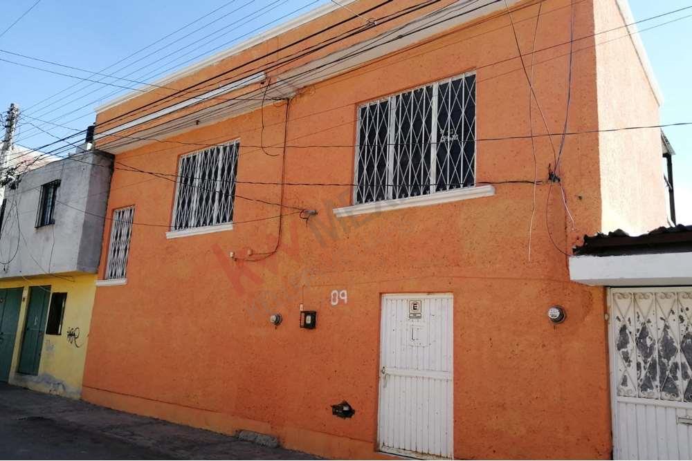 CASA EN VENTA EN SAN ANTONIO DE LA PUNTA, QUERÉTARO, QRO.