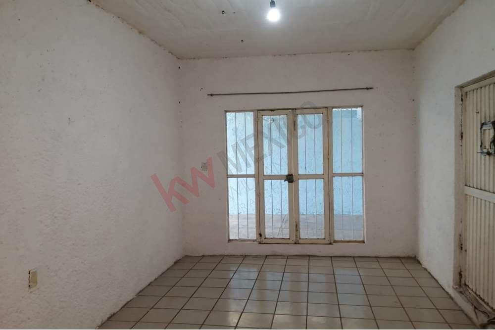 CASA EN VENTA EN SAN ANTONIO DE LA PUNTA, QUERÉTARO, QRO.