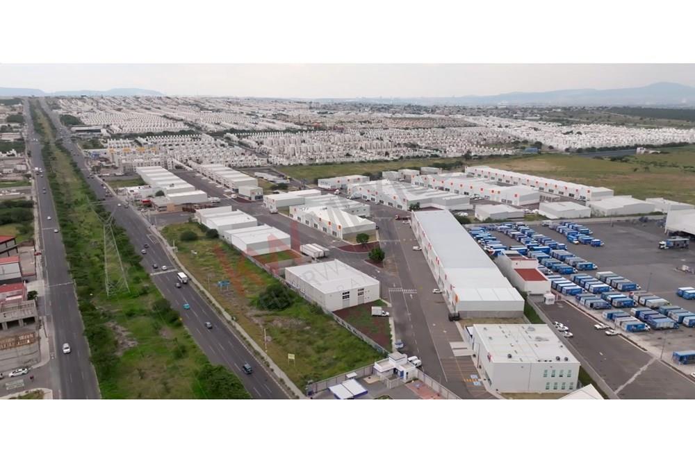 VENTA DE TERRENO COMERCIAL SOBRE AVENIDA PRINCIPAL PEÑA FLOR