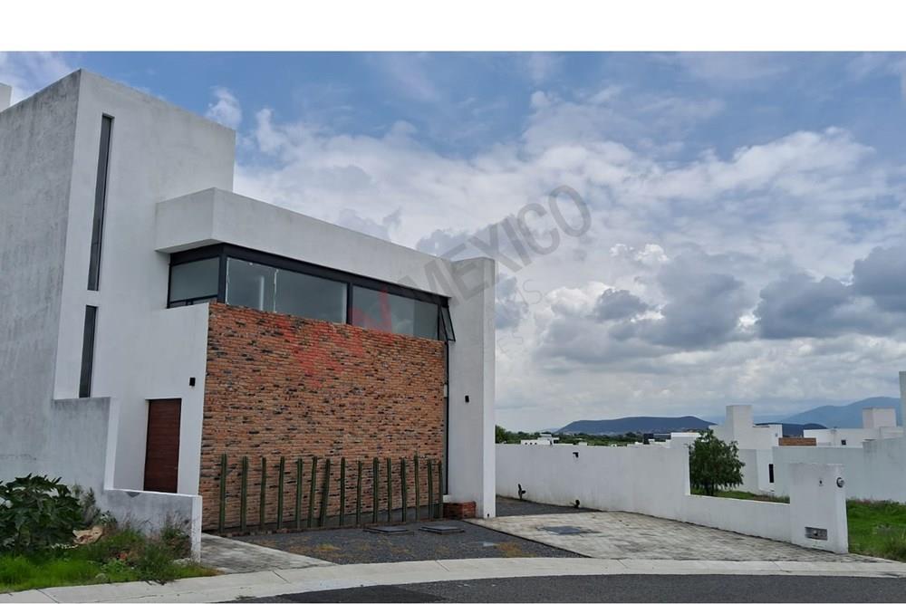 ¡Descubre tu nuevo hogar en Juriquilla, Querétaro!   Venta espectacular