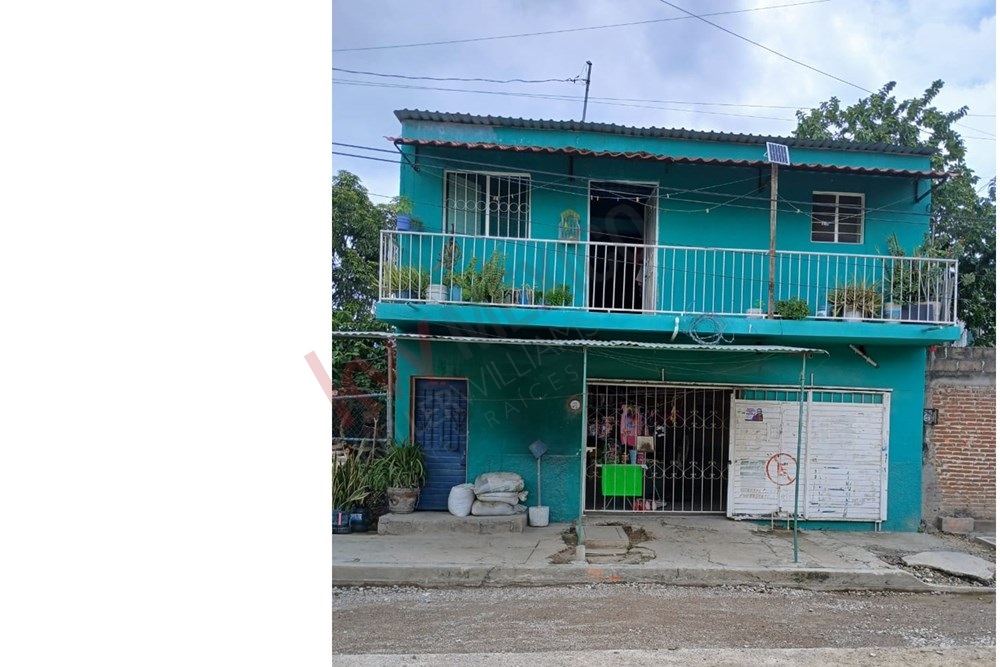 CASA EN VENTA EN FR. 13 DE JULIO A 40 METROS DEL LIBRAMIENTO NTR OTE