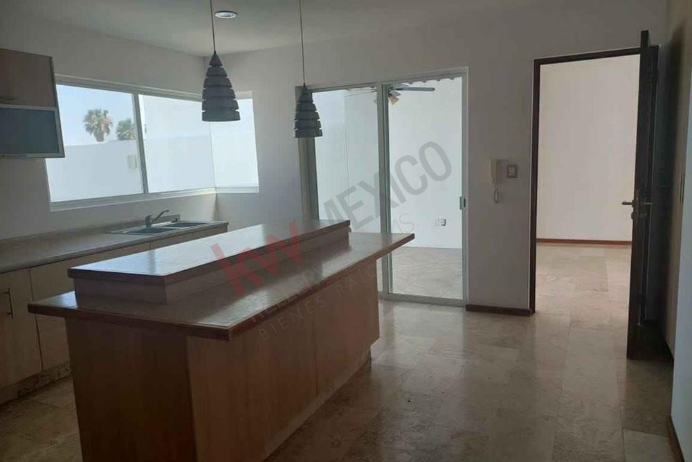 Casa en Venta Cumbres del Lago, Juriquilla Querétaro