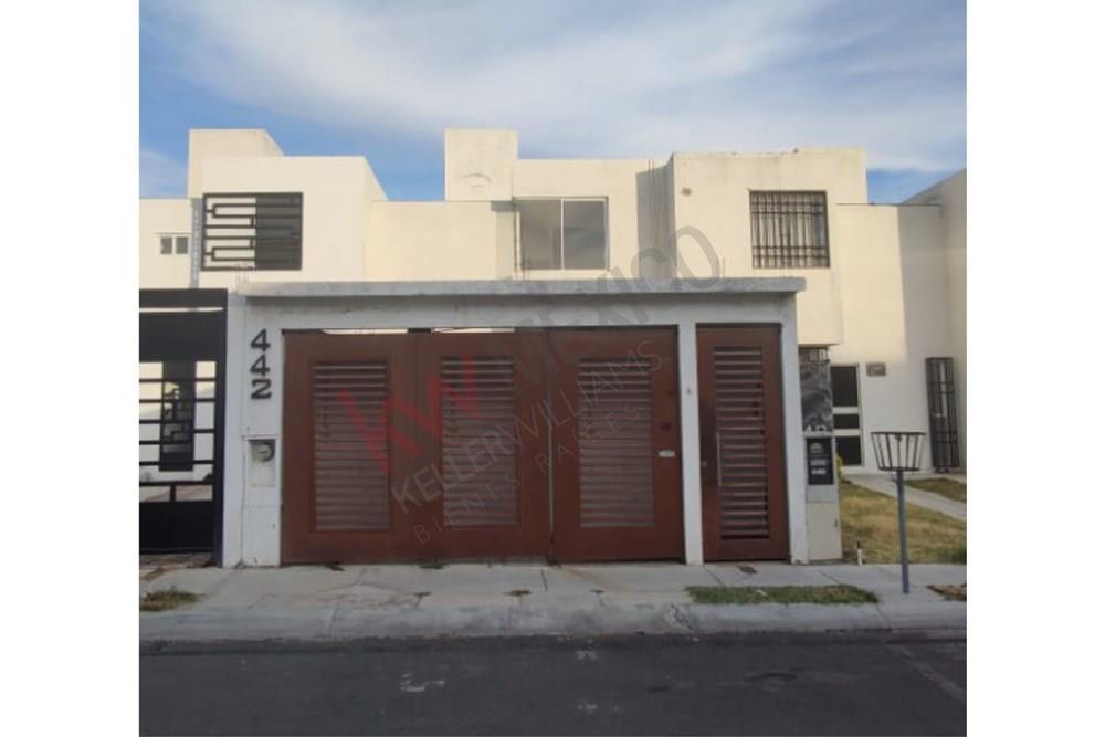 Casa por Pie de la Cuesta Av. Euripides Fracc. Mision de Bucareli 4  recamaras