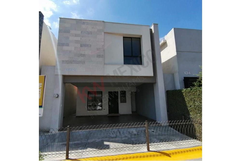 Casas Nuevas en Venta con excelente ubicación en General Escobedo!