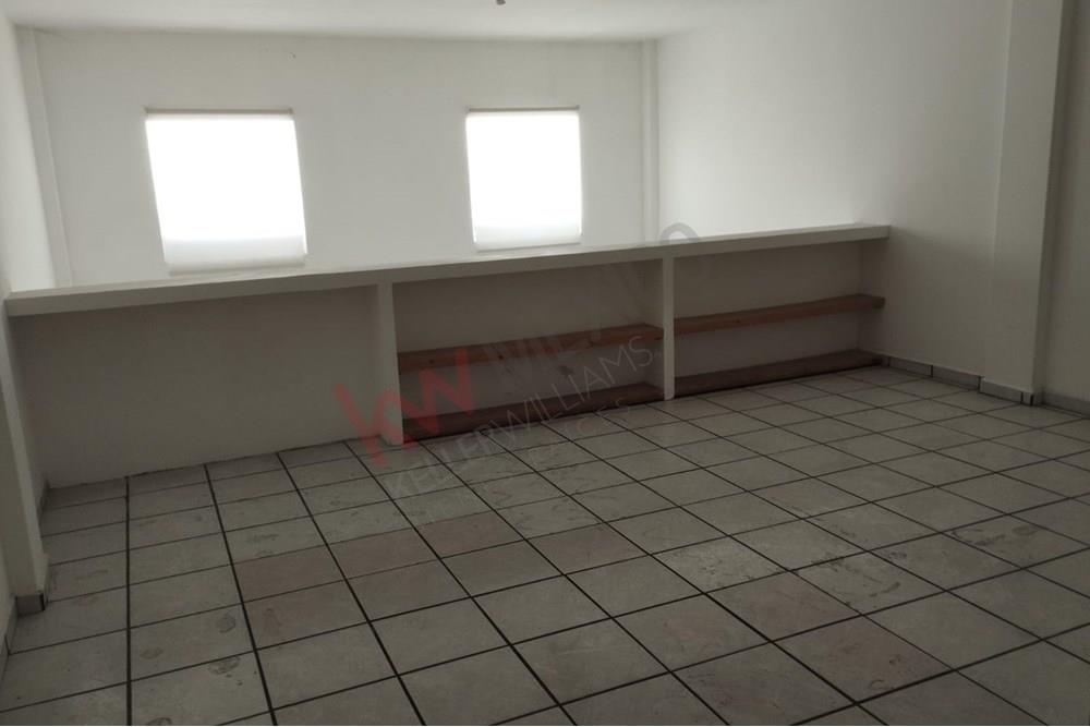 Local comercial en venta - El espacio que necesitas para hacer crecer tu sueño.