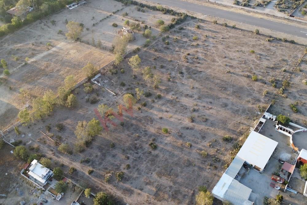 Terreno en venta salida a Querétaro frente a la Pilarica