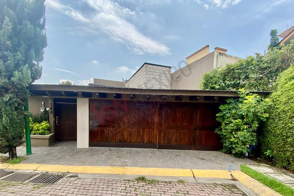 Casa en Venta en Lomas de la Herradura Huixquilucan