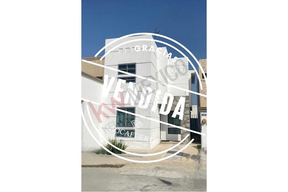 Hermosa casa en Venta en Cumbres Renacimiento, Monterrey, Nuevo León.