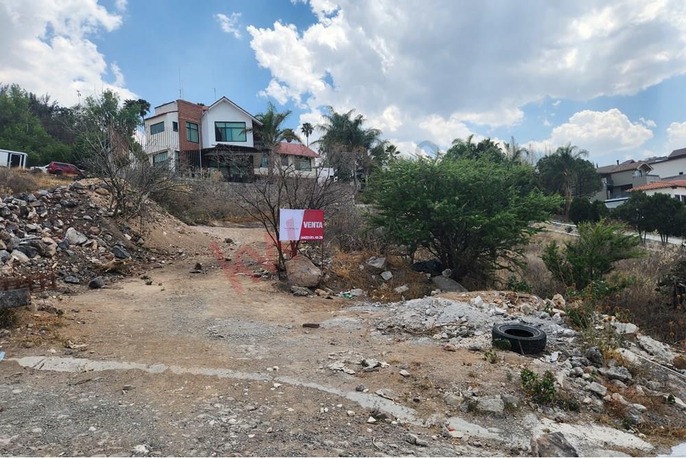 Se vende terreno con vista panorámica a la Cd. de Querétaro