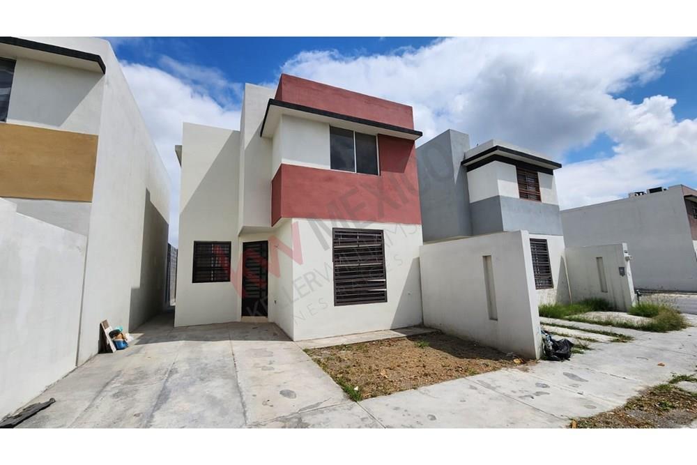 Venta Casa en Apodaca NL ¡Bienvenidos al Fraccionamiento Privado Modena en Apodaca, Nuevo León!