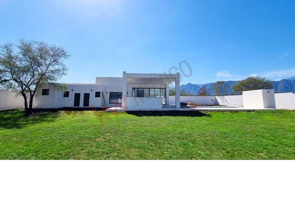 Quinta en venta. Vive la naturaleza en tu quinta en Montemorelos Nuevo Leon.