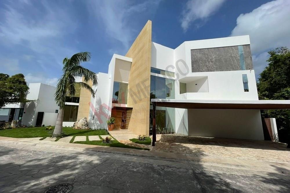 Casa amueblada en Venta cerca de la Playa-Puerto Morelos, Quintana Roo.