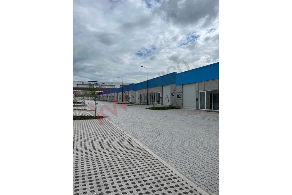 BODEGA EN VENTA EN MICRO PARQUE INDUSTRIAL EN MIRANDA, EL MARQUES QUERETARO